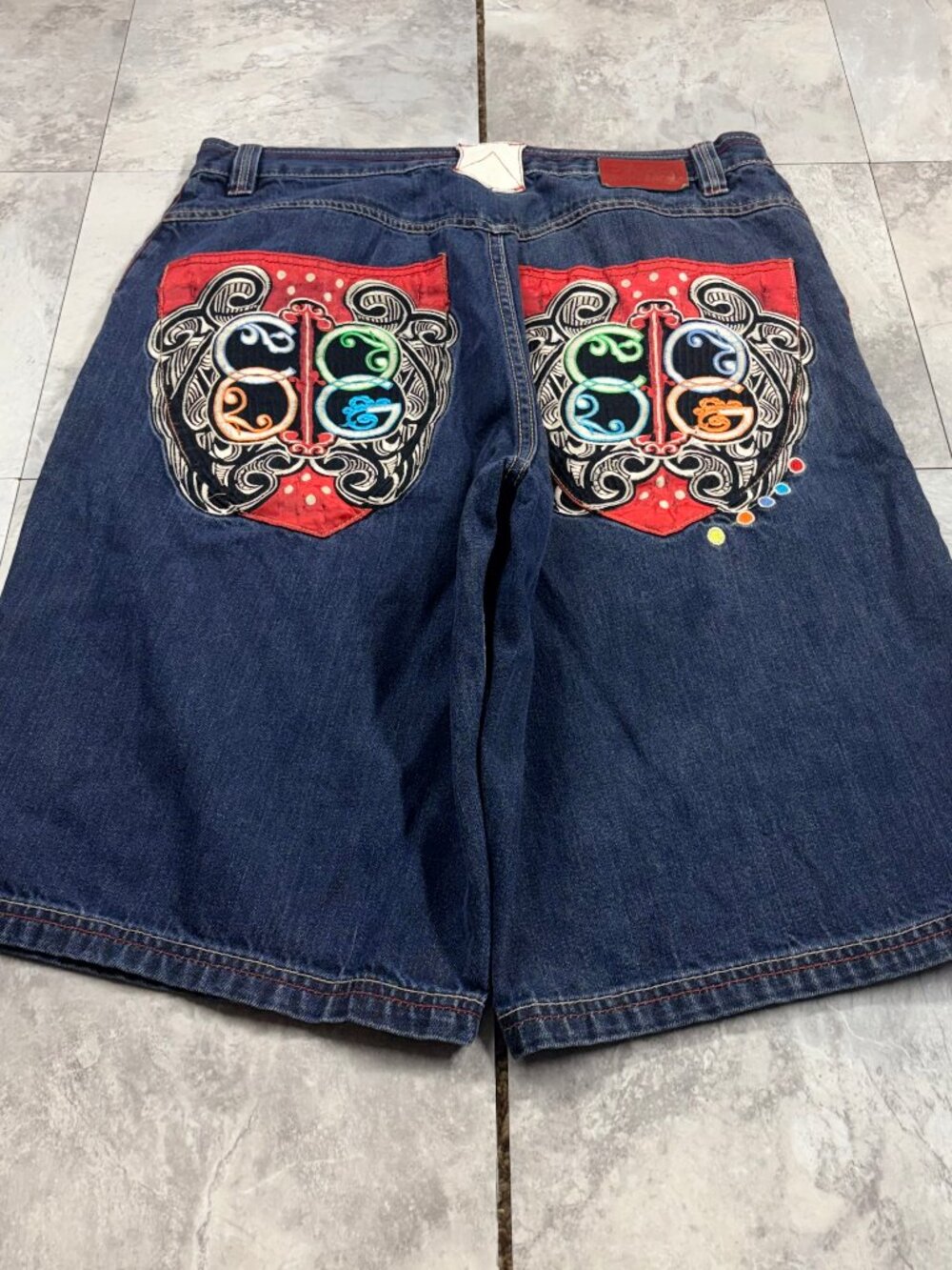 COOGI Red Crest Embroidered Denim Shorts 38 Y2K